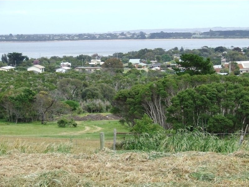 35 Panorama Drive, San Remo VIC 3925