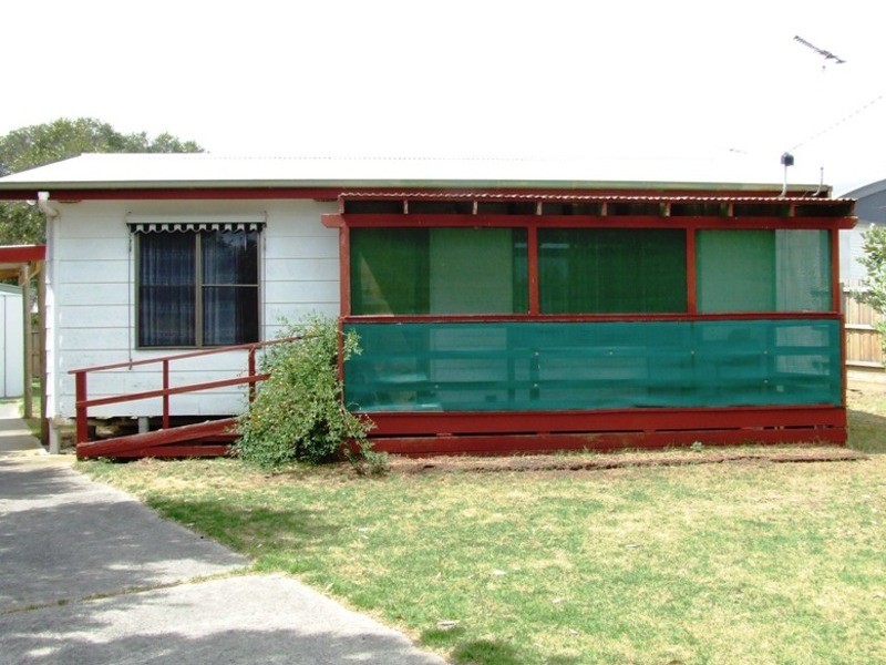 15 Park Road, San Remo VIC 3925