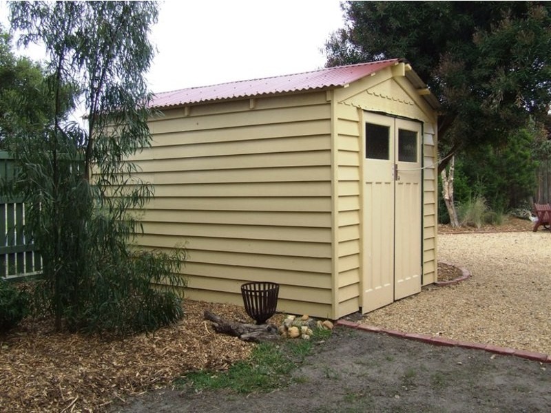 1 Thomas Grove, San Remo VIC 3925