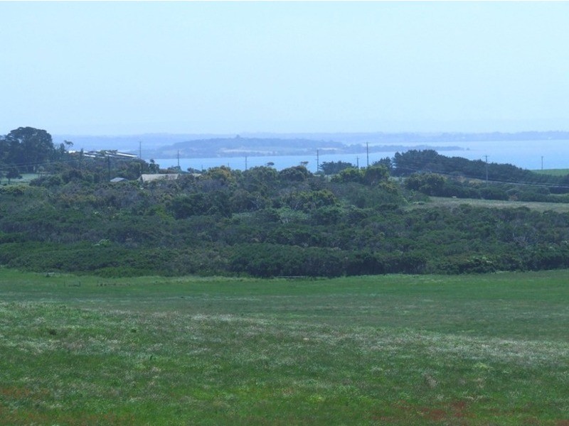 45 Punchbowl Road, San Remo VIC 3925