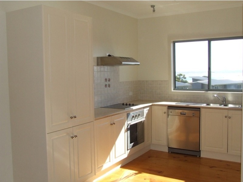 70 Penniwells Drive, San Remo VIC 3925