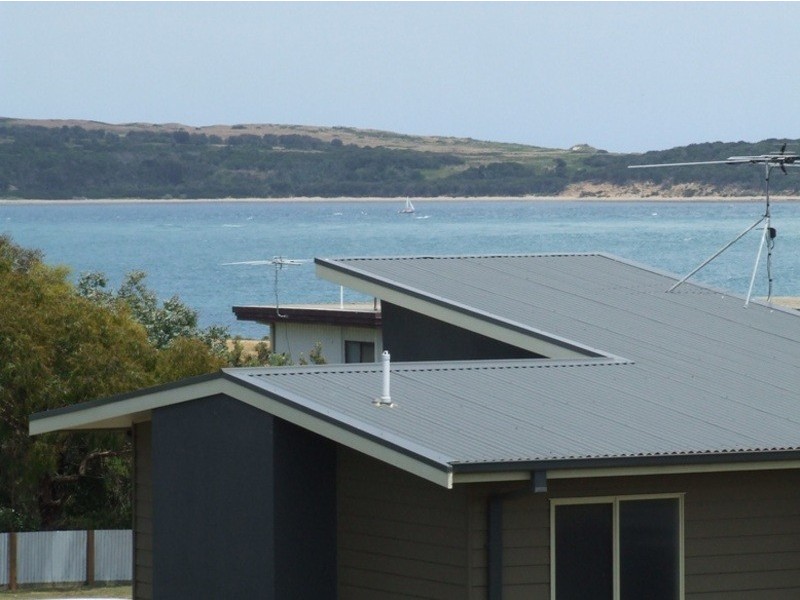 70 Penniwells Drive, San Remo VIC 3925