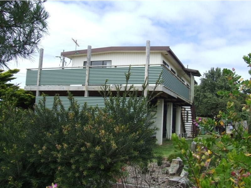 145 Phillip Island Road, Surf Beach VIC 3922
