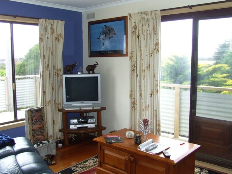 145 Phillip Island Road, Surf Beach VIC 3922