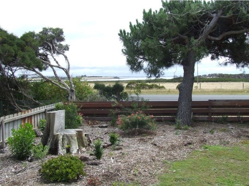 145 Phillip Island Road, Surf Beach VIC 3922