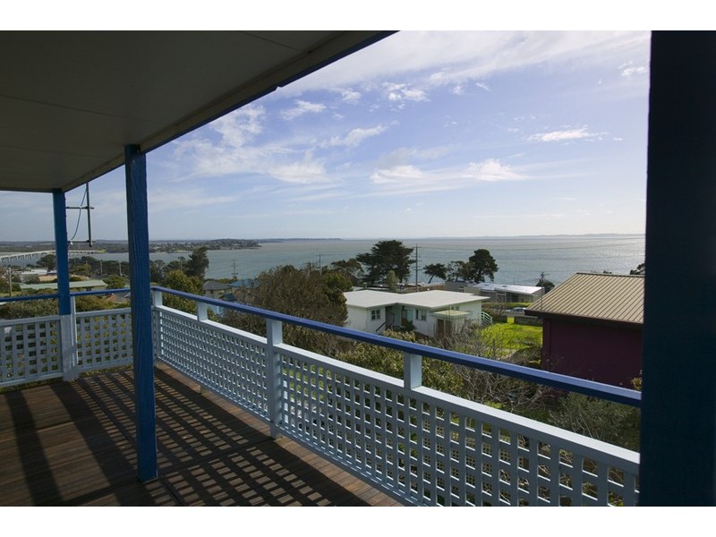 20 Genista Street, San Remo VIC 3925