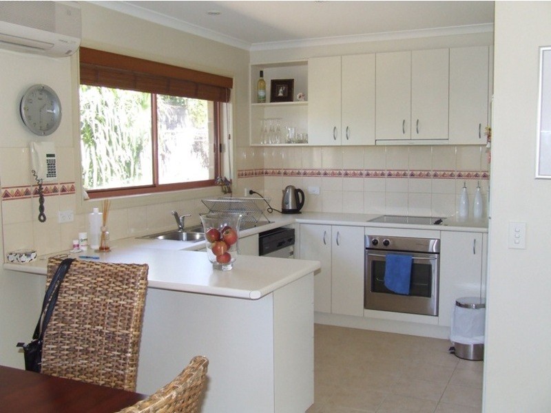 2/78 Back Beach Road, San Remo VIC 3925