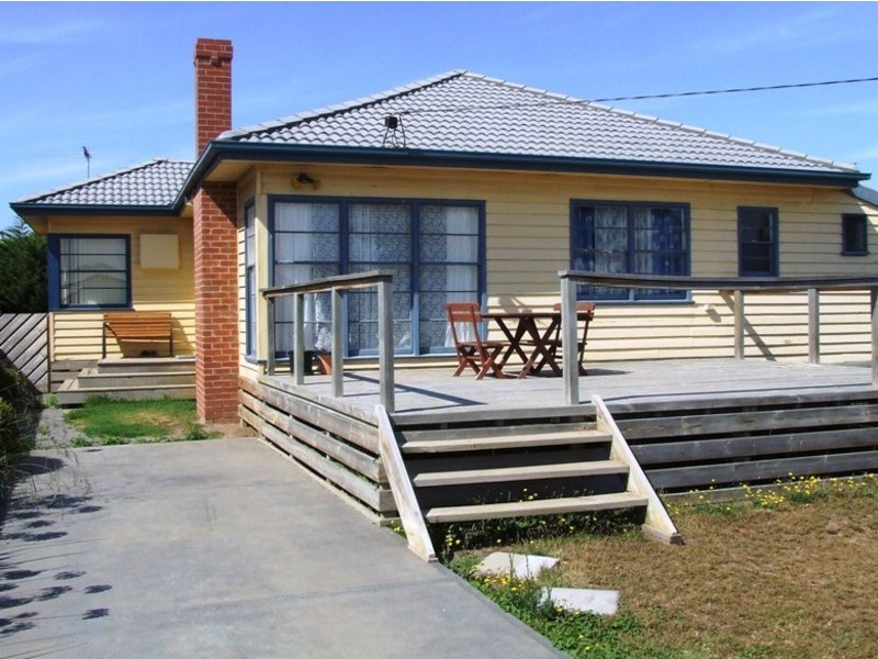 35 Pinedale Avenue, Cape Woolamai VIC 3925