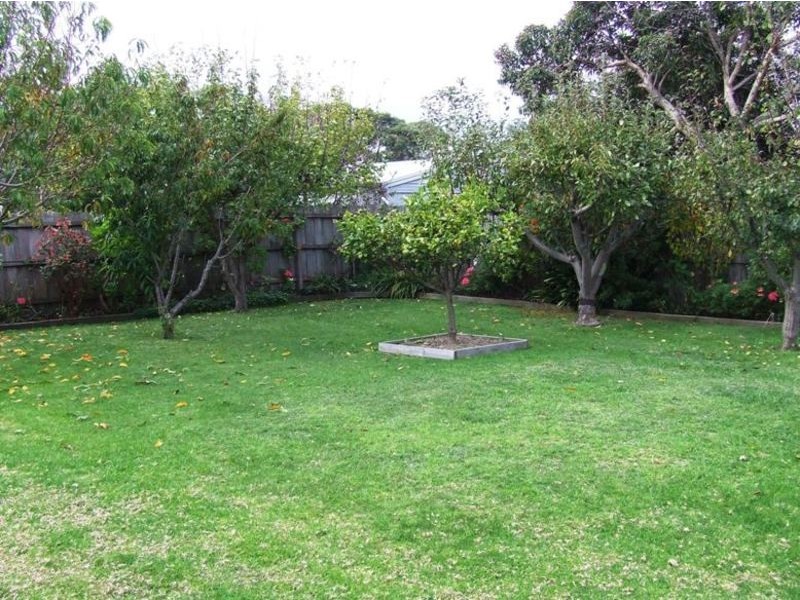 19 Phillip Island Road, Newhaven VIC 3925