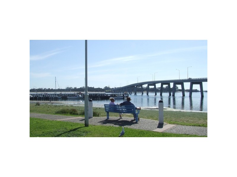 Shop 8 Bridgeview, 157-159 Marine Parade, San Remo VIC 3925
