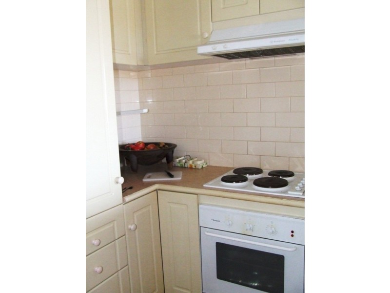 2/8-10 Forrest Avenue, Newhaven VIC 3925