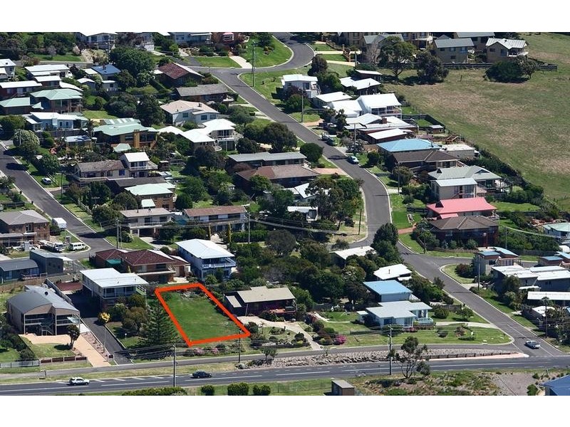 27 Phillip Island Road, San Remo VIC 3925