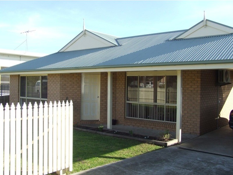 21 Edgar Road, San Remo VIC 3925