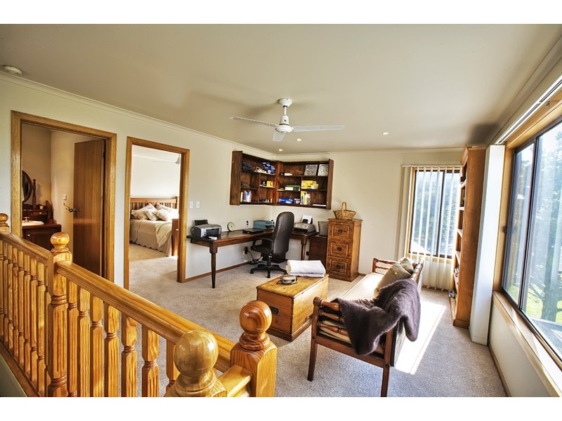 16 Park Road, San Remo VIC 3925