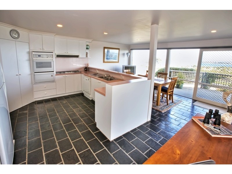 28 Panorama Drive, San Remo VIC 3925