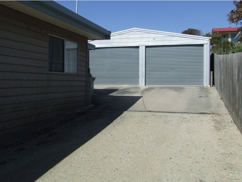 28 Panorama Drive, San Remo VIC 3925