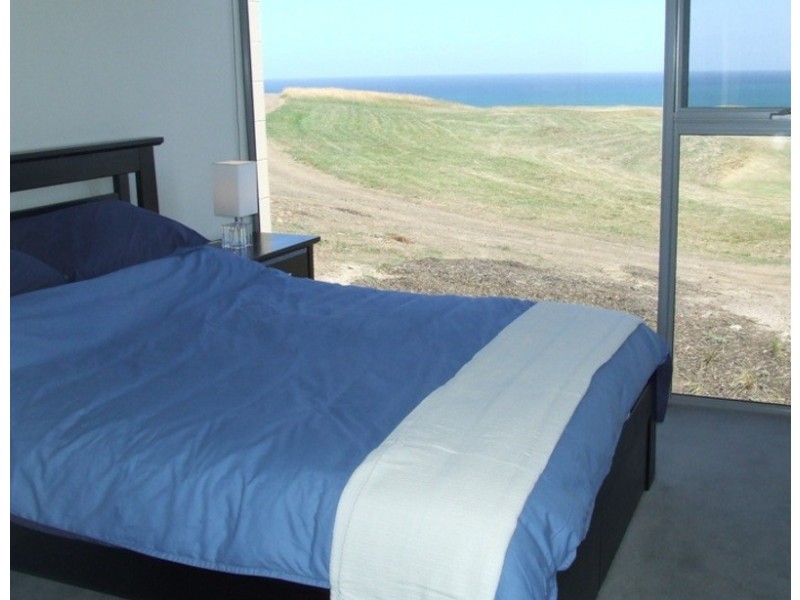 2.8/Bass Coast Resort Shetland Heights Road, San Remo VIC 3925