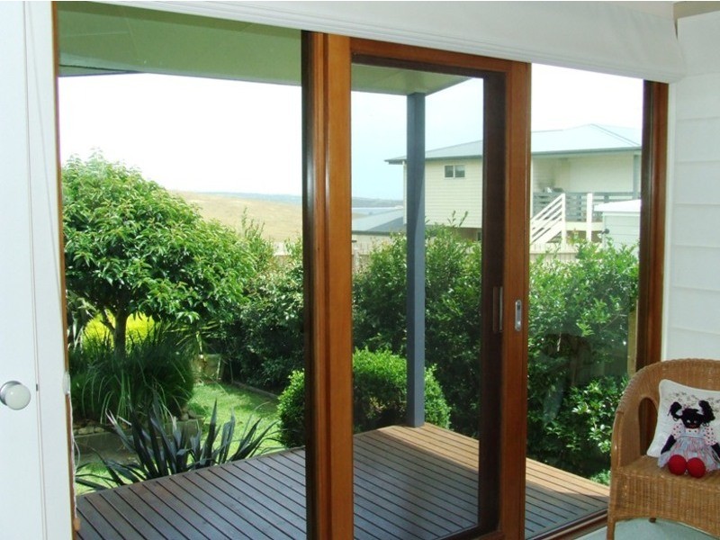 3 Halcyon Avenue, San Remo VIC 3925