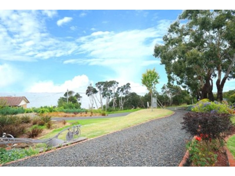43 Beach Road, Rhyll VIC 3923