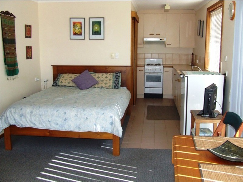 10 Beach Road, Rhyll VIC 3923