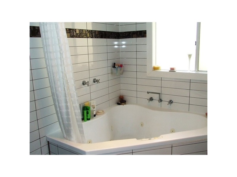 4 Happy Valley Drive, Sunset Strip VIC 3922