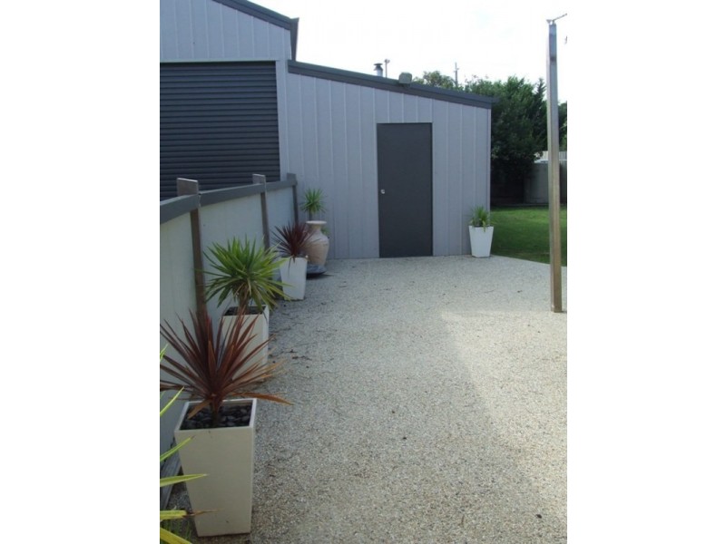 23  Phillip Island Road, Newhaven VIC 3925