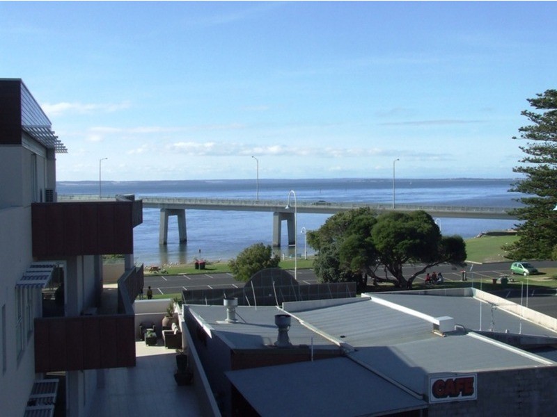 18/157-159 Marine Parade, San Remo VIC 3925