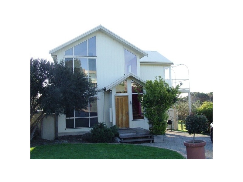 19 The Broadway, San Remo VIC 3925