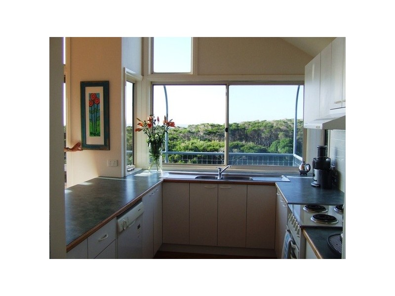 19 The Broadway, San Remo VIC 3925