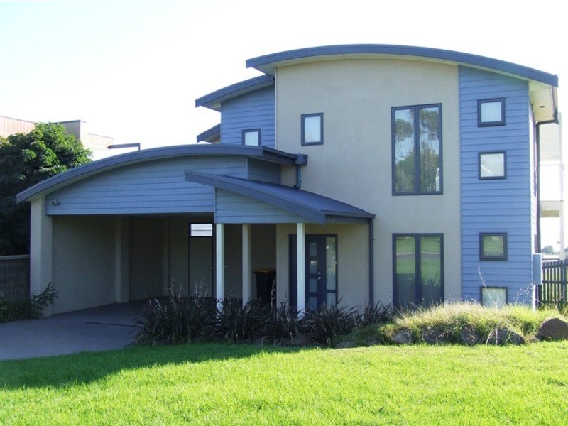1 Panorama Drive, San Remo VIC 3925