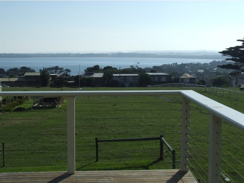 1 Panorama Drive, San Remo VIC 3925