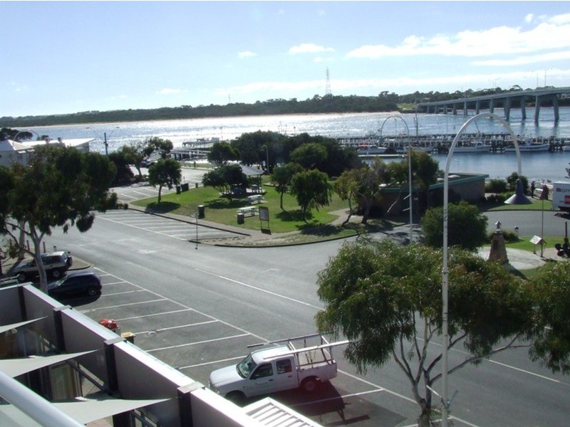17/157-159 Marine Parade, San Remo VIC 3925
