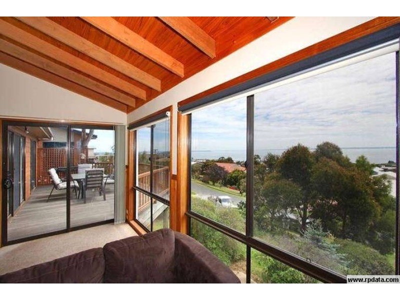 7 Bonwick Avenue, San Remo VIC 3925