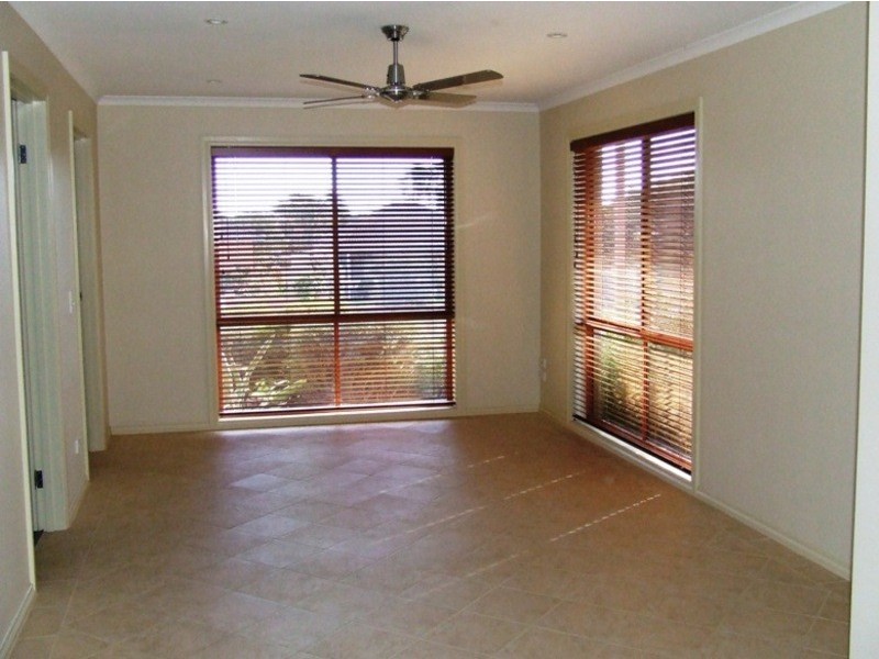 1/78 Back Beach Road, San Remo VIC 3925