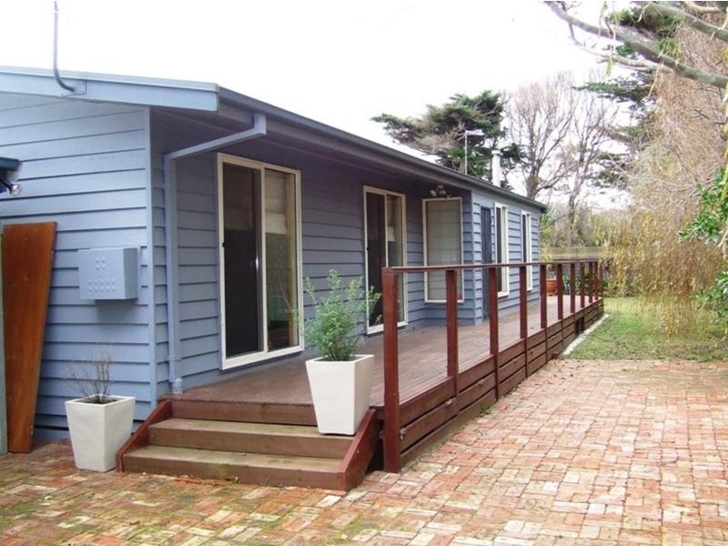2 Cottosloe Avenue, Cape Woolamai VIC 3925