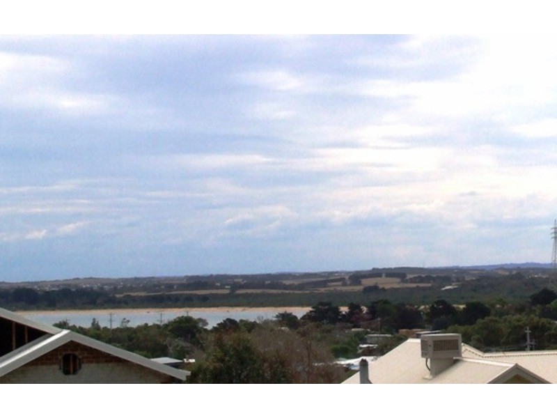 18 The Broadway, San Remo VIC 3925