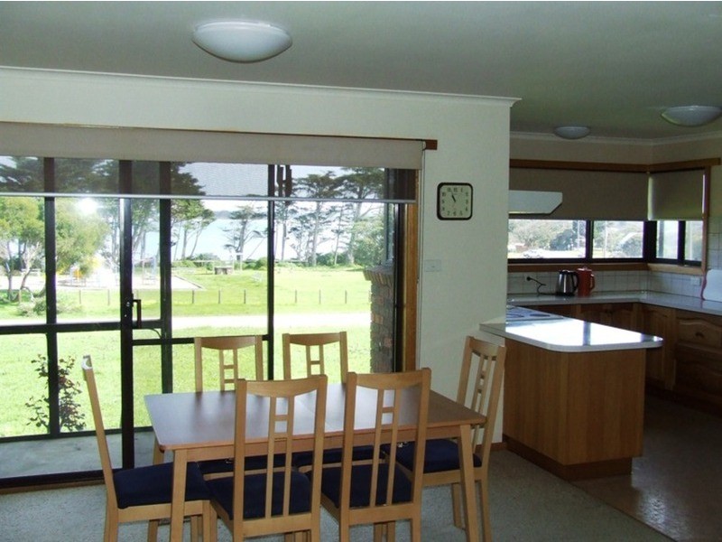 43 Ocean View Drive, San Remo VIC 3925