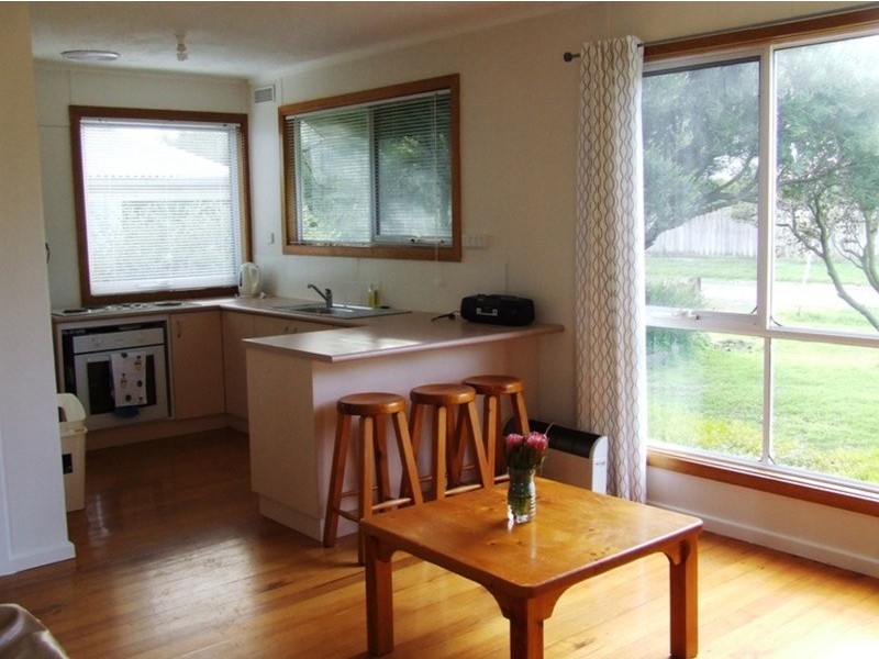 25 Foam Street, Sunderland Bay VIC 3922