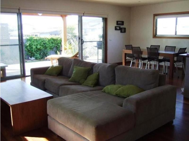 10 Kendall Avenue, Cape Woolamai VIC 3925