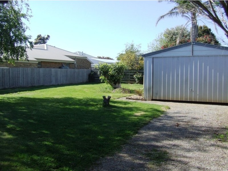 4 Malcliff Road, Newhaven VIC 3925