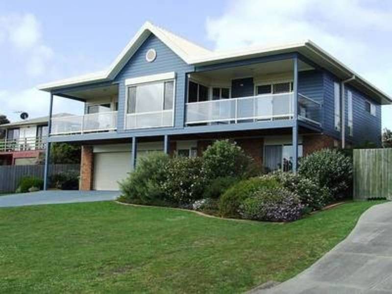 26 Ocean View Drive, San Remo VIC 3925