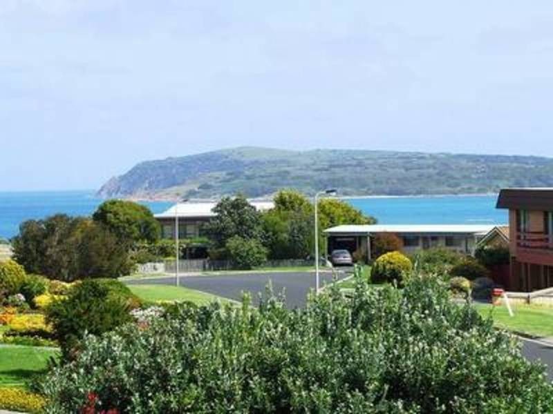 26 Ocean View Drive, San Remo VIC 3925