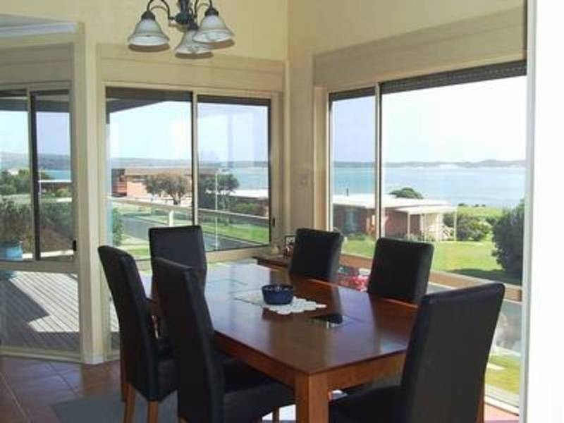 26 Ocean View Drive, San Remo VIC 3925