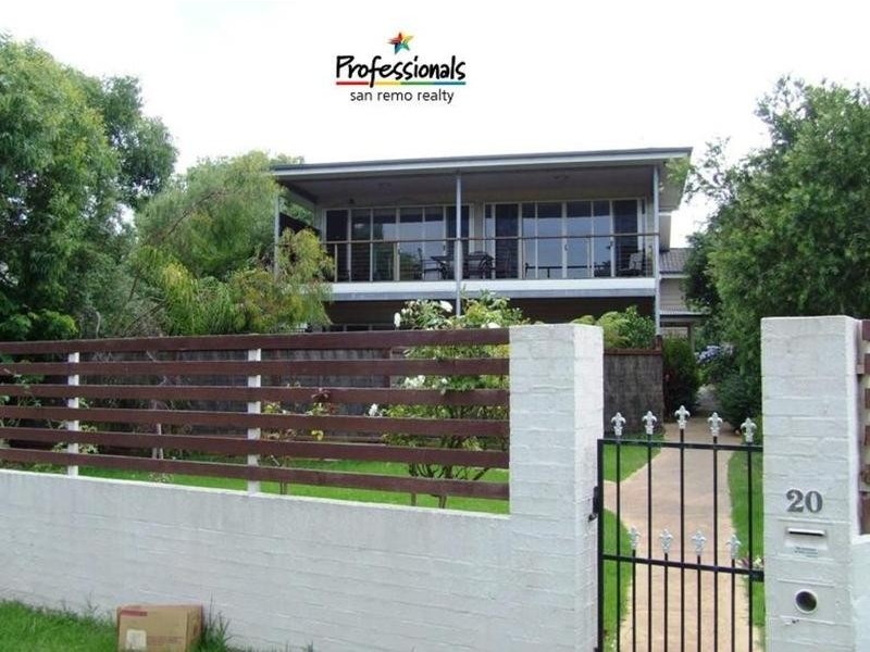 20 The Esplanade, Cape Woolamai VIC 3925