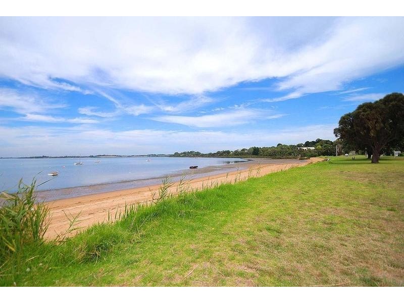 30 Beach Road, Rhyll VIC 3923