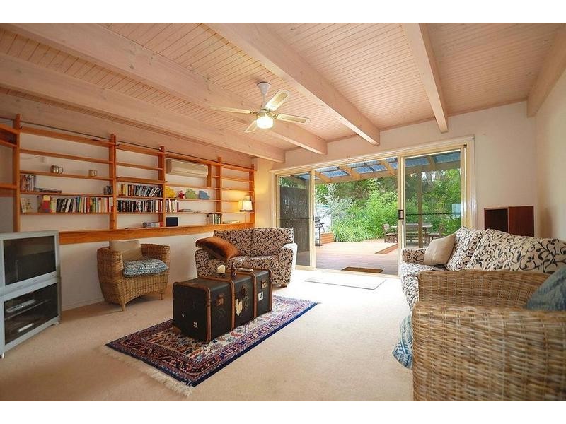 30 Beach Road, Rhyll VIC 3923