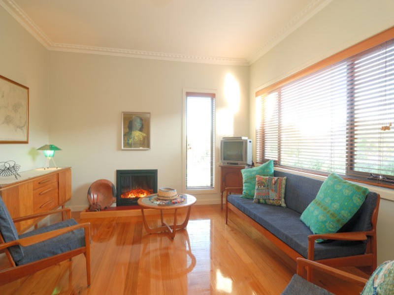 11 Beach Crescent, Newhaven VIC 3925