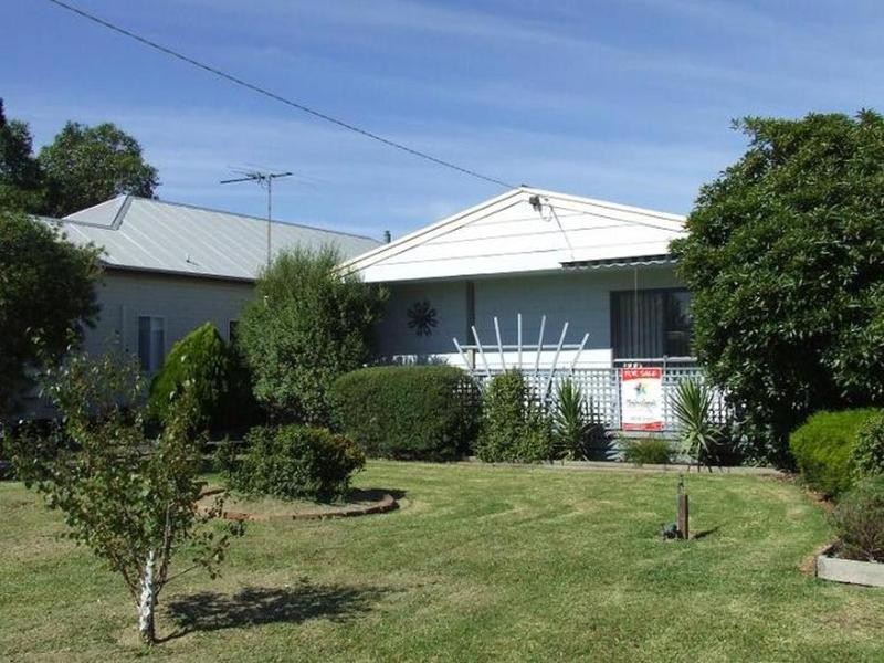 7 School Avenue, Newhaven VIC 3925