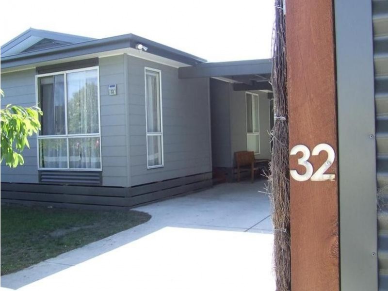 32 Kendall Avenue, Cape Woolamai VIC 3925