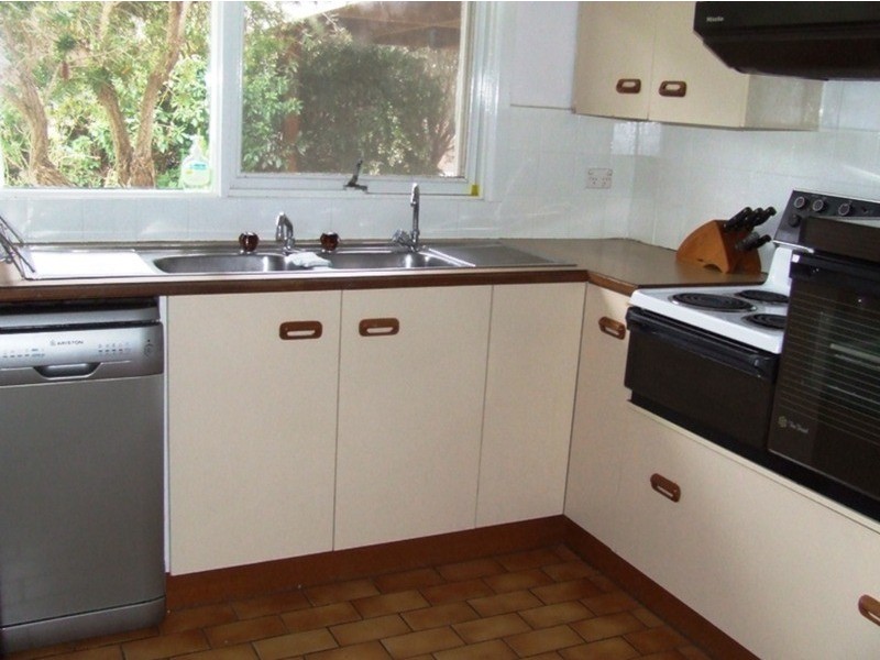 17 Justice Road, Cowes VIC 3922